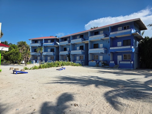 Anchorage Beach Resort