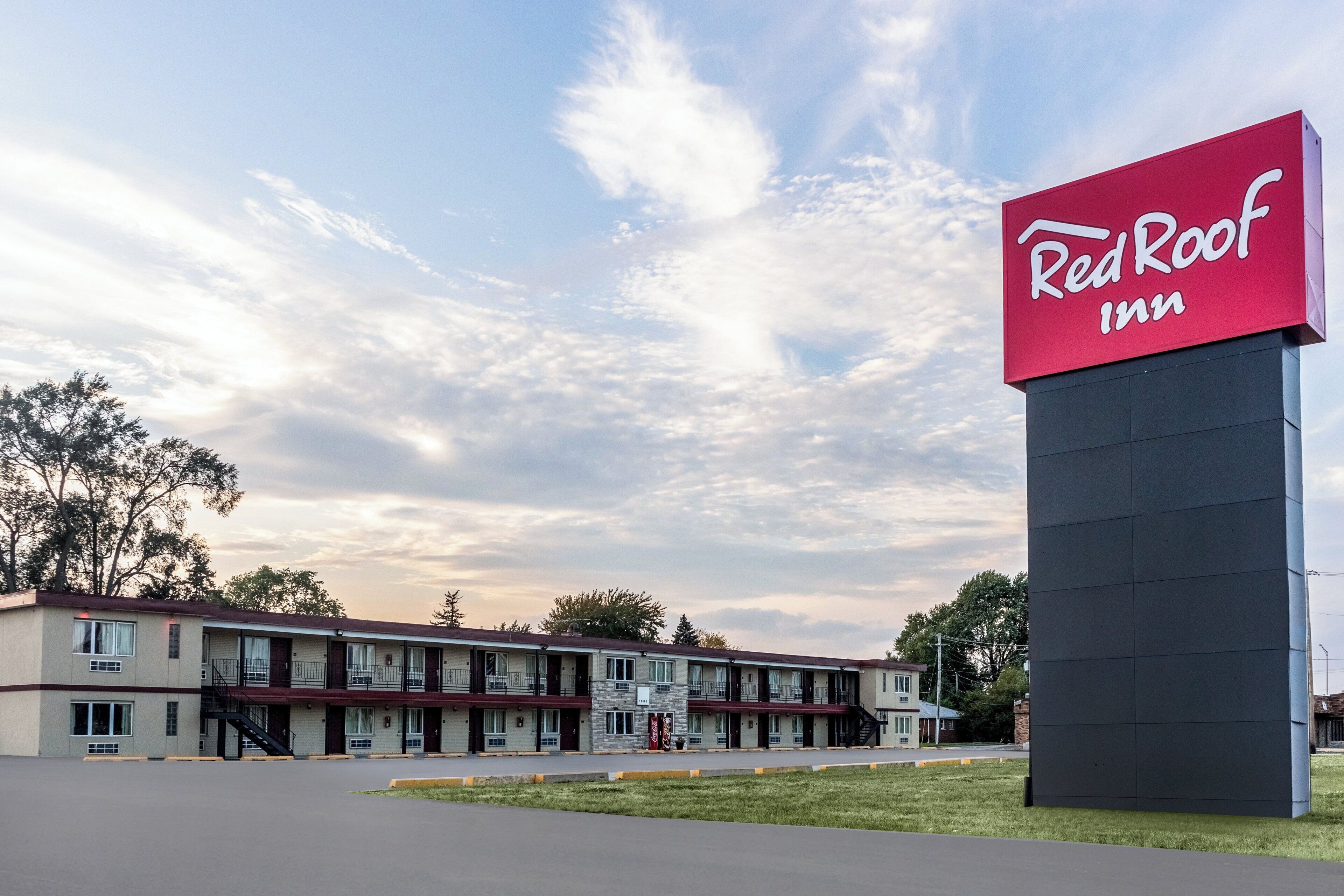 Photo - Red Roof Inn Chicago - Alsip