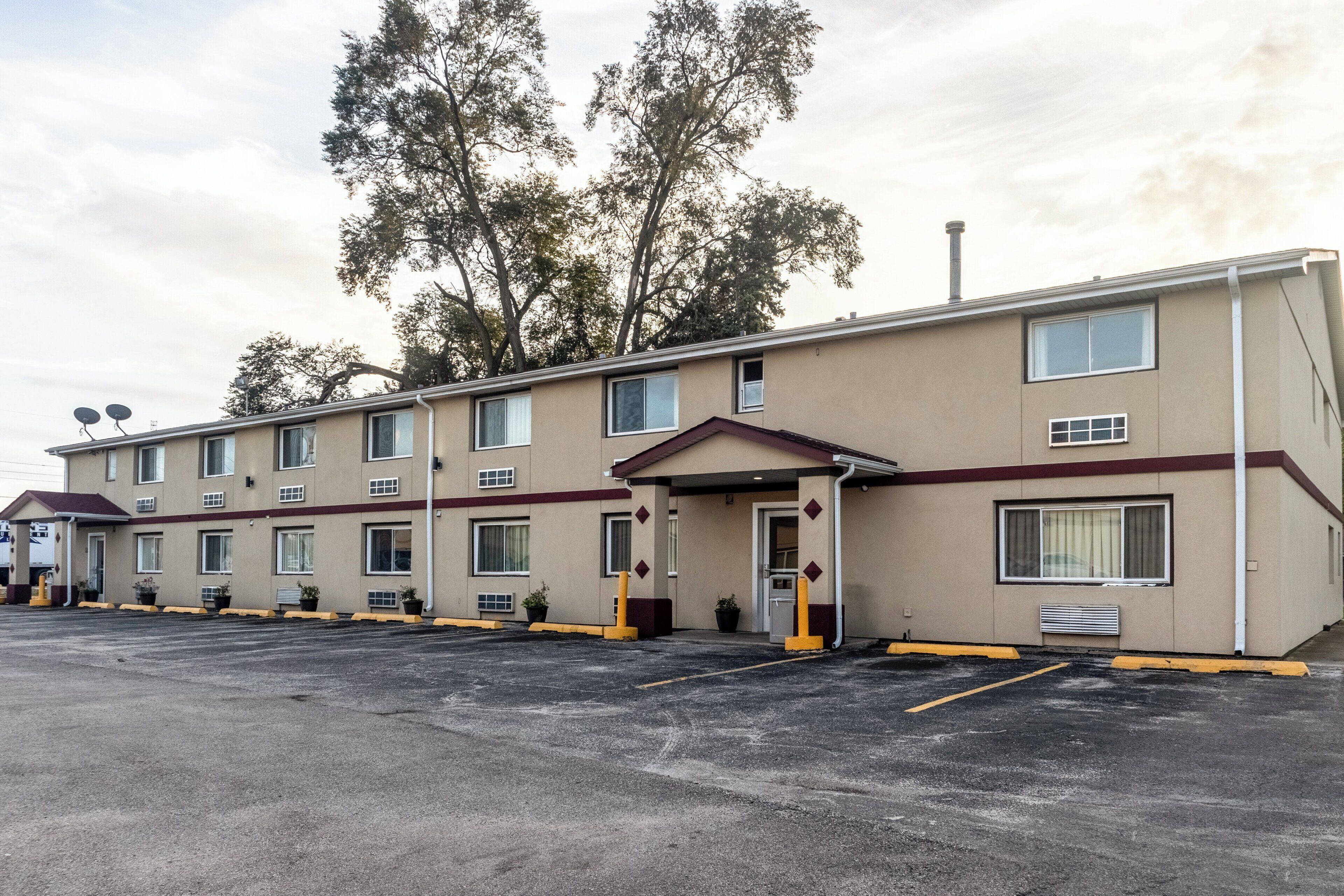 Photo - Red Roof Inn Chicago - Alsip