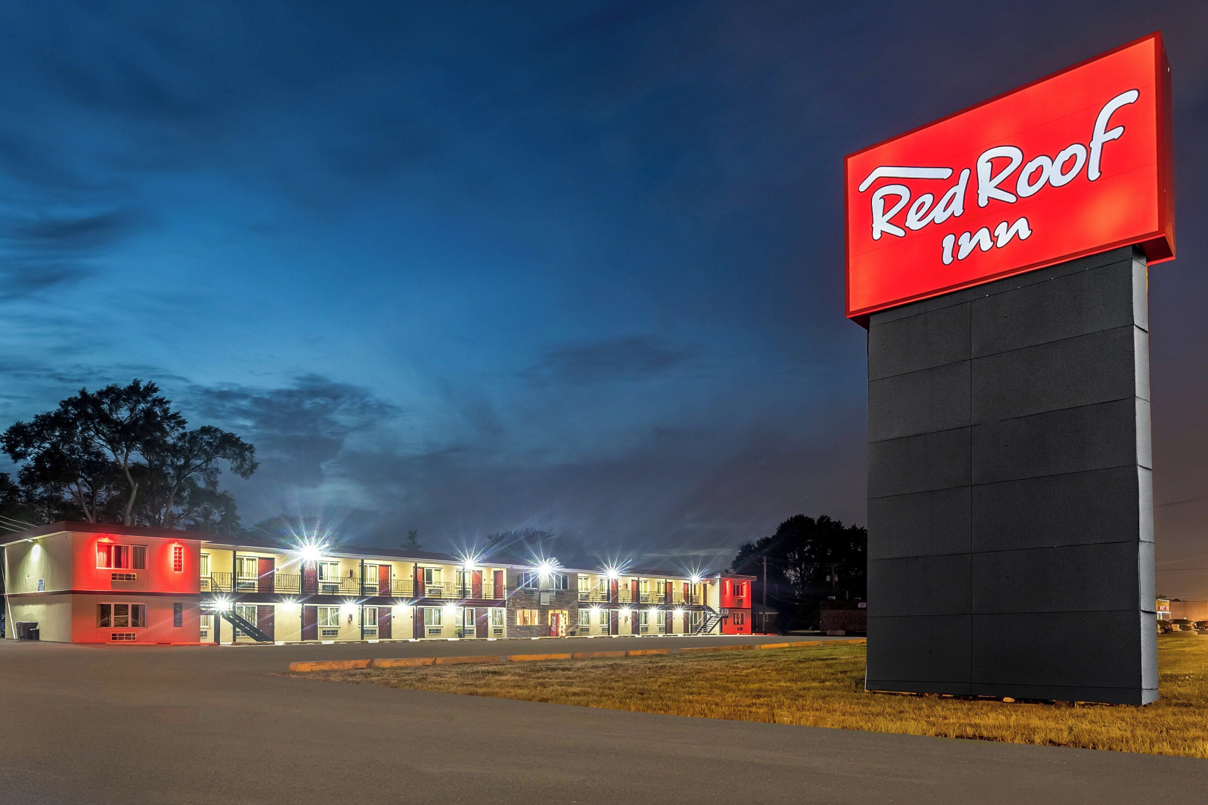 Photo - Red Roof Inn Chicago - Alsip