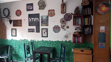 TV de tela plana 32 polegadas com canais digitais