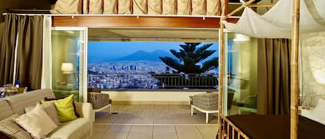 Suite supérieure, salle de bain attenante (Suite) | Terrasse/patio