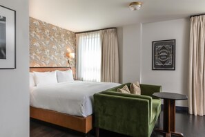 Premium Room, 1 King Bed