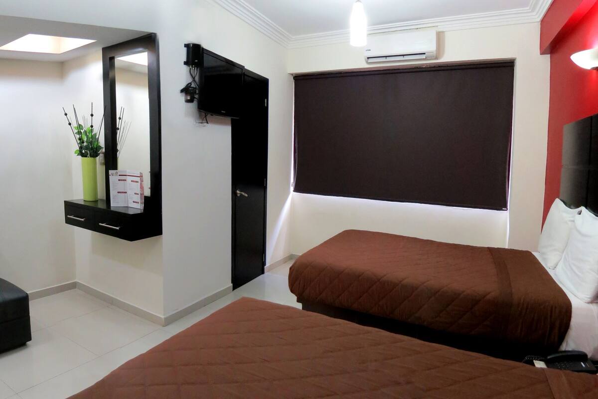 Blackout curtains, free WiFi, bed sheets