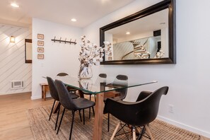 Condo, 3 Bedrooms, Mountain View (Crestview #44 Bldg. B) | In-room dining - Crestview B44 (Mammoth Lakes)