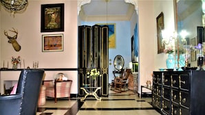 Unclassified image, 4 of 28, button - Villa Colonial Lucy B&B (Havana)