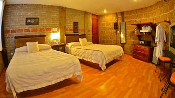 Double Room | In-room safe, free WiFi, bed sheets