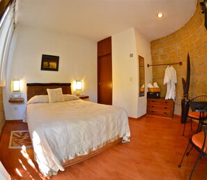 In-room safe, free WiFi, bed sheets - La Aldea Hotel & Spa (Atlixco)