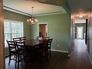 Dining - Brand New Oceanfront Home with Privacy and Spectacular Views. Romantic or Family (Hancock)
