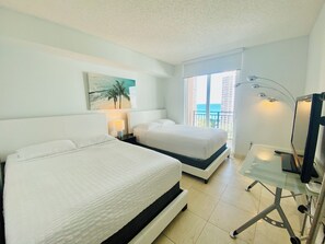 3 bedrooms, desk, iron/ironing board, free WiFi
