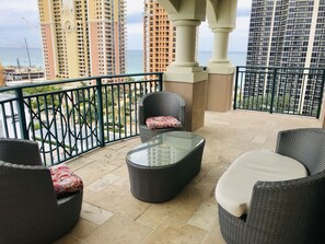 Property grounds - The Irina at King David! 3BR/2BA in Sunny Isles Beach! (Sunny Isles Beach)