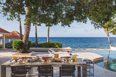 Your private oceanfront Estate with services options - up to 20p