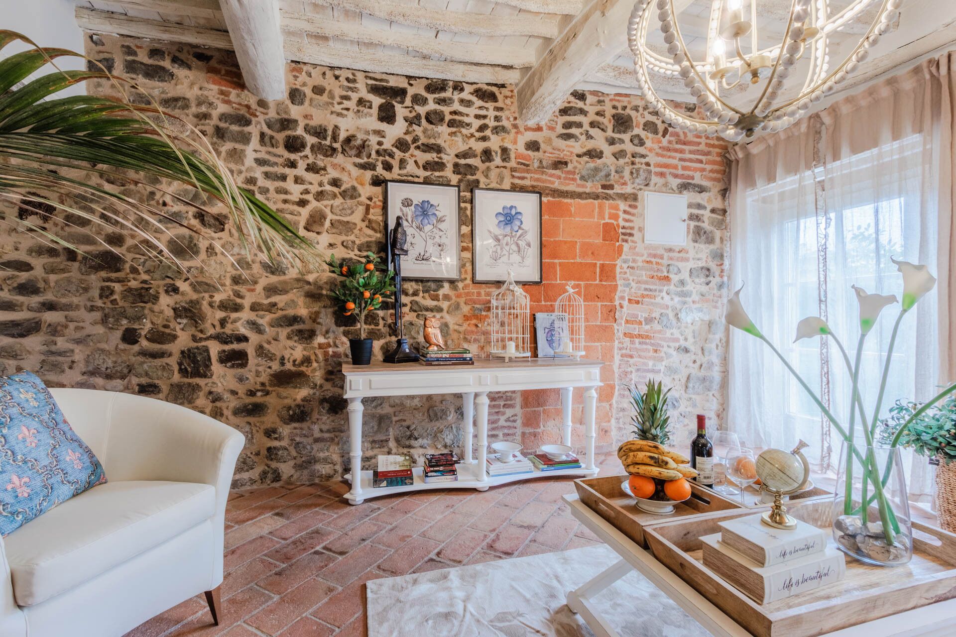 Living room with the air conditiong 