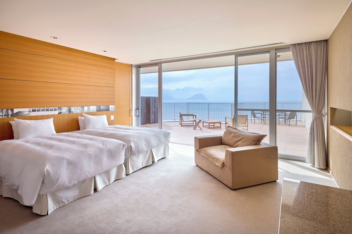 豪華雙床房, 非吸煙房 (Beachfront Bath, ONCRI) | 房內夾萬、免費 Wi-Fi、床單