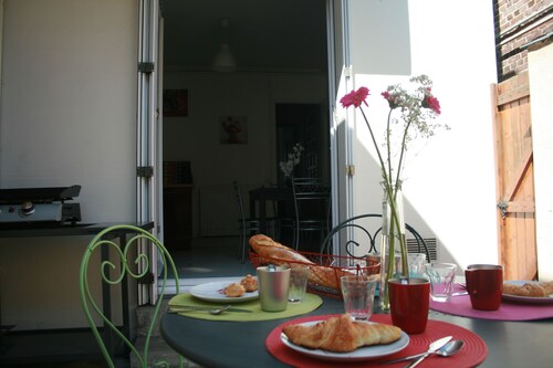 Charming house with terrace LISIEUX downtown 