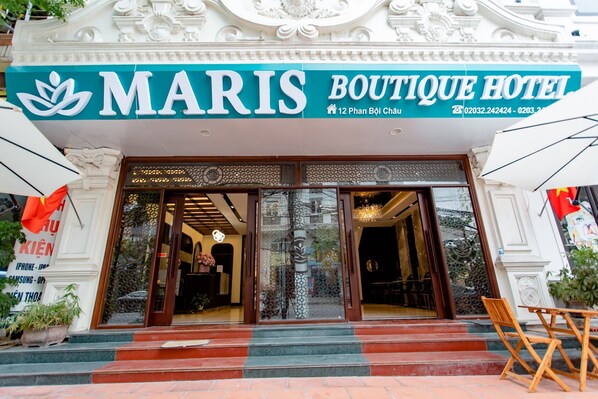 Front of property - Maris Boutique Hotel (Ha Long)