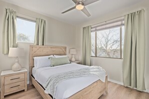 3 bedrooms, iron/ironing board, free WiFi, bed sheets