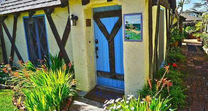 The Blue Cottage-Manzanita Cottages