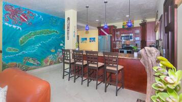 Condo, 3 Bedrooms | Dining