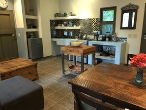 雪櫃、焗爐、爐具、咖啡機/沖茶器