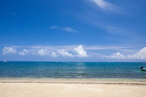 Condo, 3 chambres | Plage | Plage à proximité