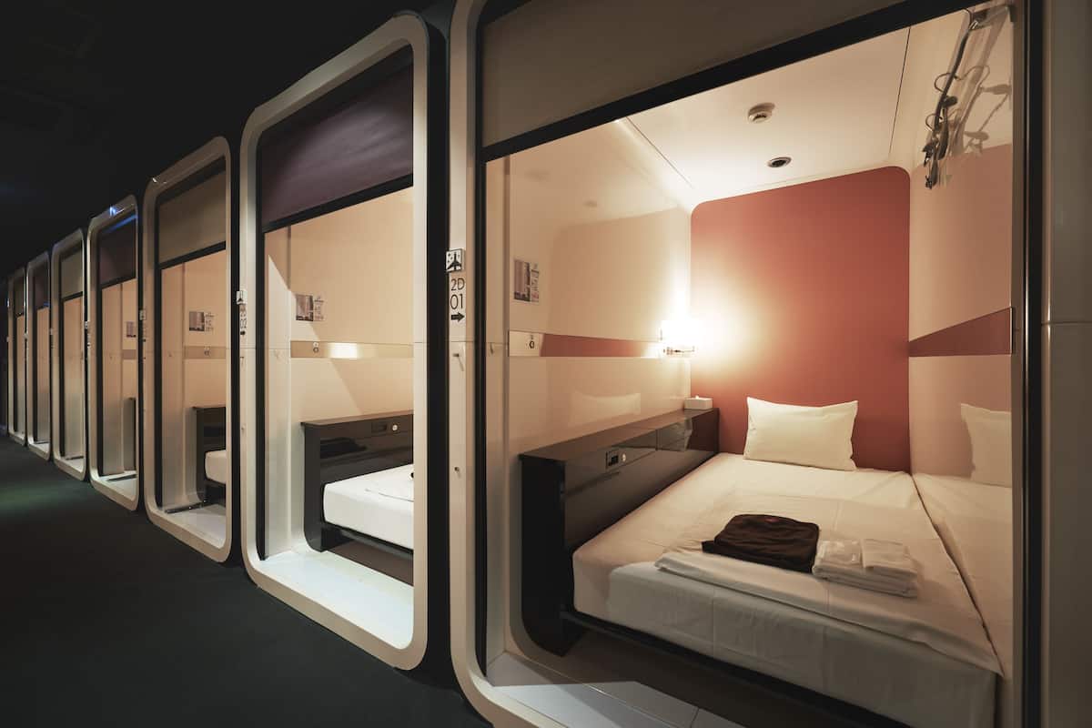 In-room safe, free WiFi, bed sheets