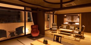 Down duvets, individually decorated, desk, free WiFi - Okuno Hosomichi (Kobe)