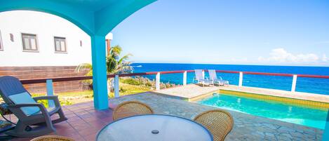 House, 3 Bedrooms | Outdoor dining