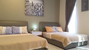 House, 4 Bedrooms | 4 bedrooms, desk, soundproofing, iron/ironing board