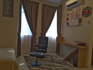 House, 4 Bedrooms | Kemudahan bilik