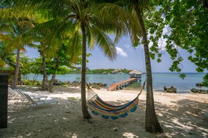 Una playa cerca