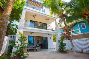 Condo, 1 Bedroom | Exterior - Bella Luna Beach House #227462 (Roatan)