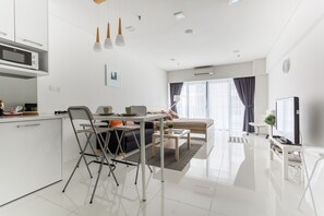 Studio 1 | Living area | LED TV, DVD player - Casa Dream Suites at KLCC (Kuala Lumpur)