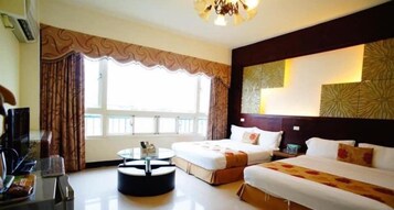 Economy Quadruple Room, 2 Double Beds, Private Bathroom, Tower | Blackout drapes, WiFi (free), bed sheets