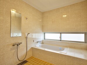 Cottage Keluarga, 2 kamar tidur, Bebas Asap Rokok | Bathtub besar