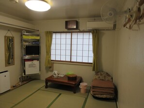 Twin Room | In-room safe, desk, free WiFi - Kyoto White Hotel (Kyoto)