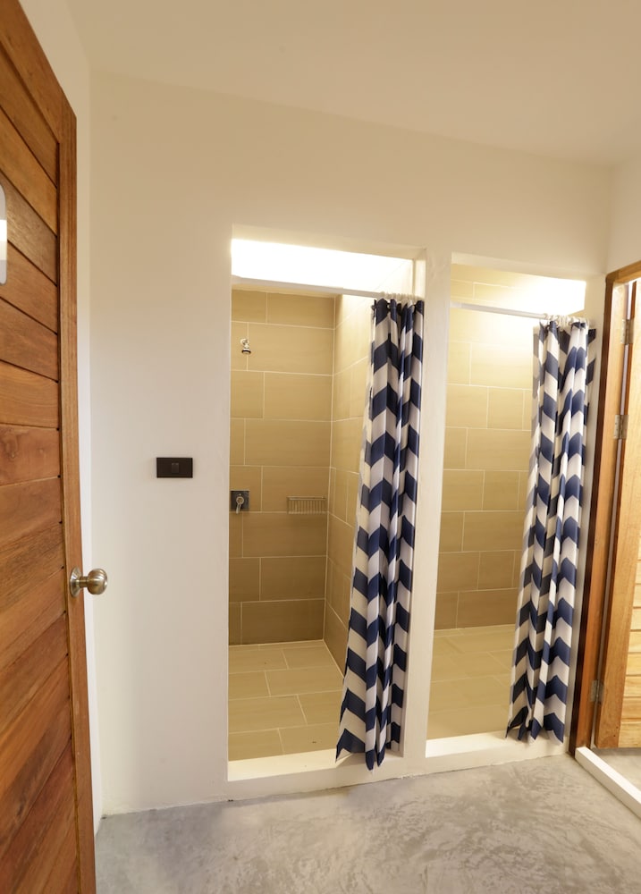 Borbaboom Phuket Poshtel & Hostel by null