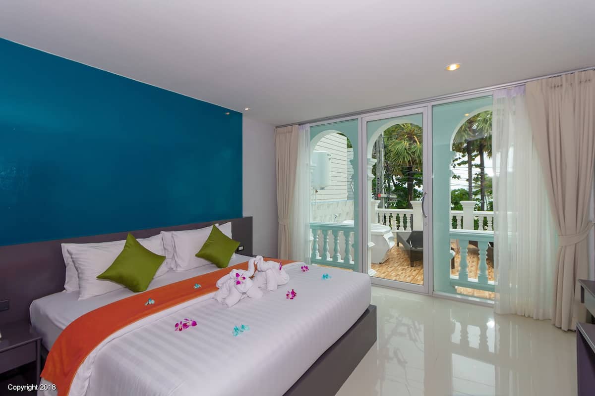 Deluxe Jacuzzi and Pool Access | Strand-/Meerblick