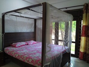 Classic Room, 1 Bedroom, Accessible, Garden Area - Nishan Surf Inn (Matara)