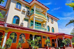 Façade de l’hébergement