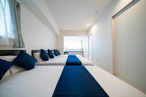 1 bedroom, individually decorated, individually furnished, desk