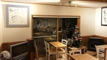 Tiện nghi, dịch vụ nơi lưu trú