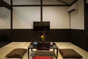 Traditional House, Kitchenette | Living room | Flat-screen TV - Kotonoya (Kyoto)