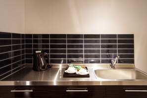 Traditional House, Kitchenette | Private kitchenette | Fridge, microwave, electric kettle, cookware/dishes/utensils - Kotonoya (Kyoto)