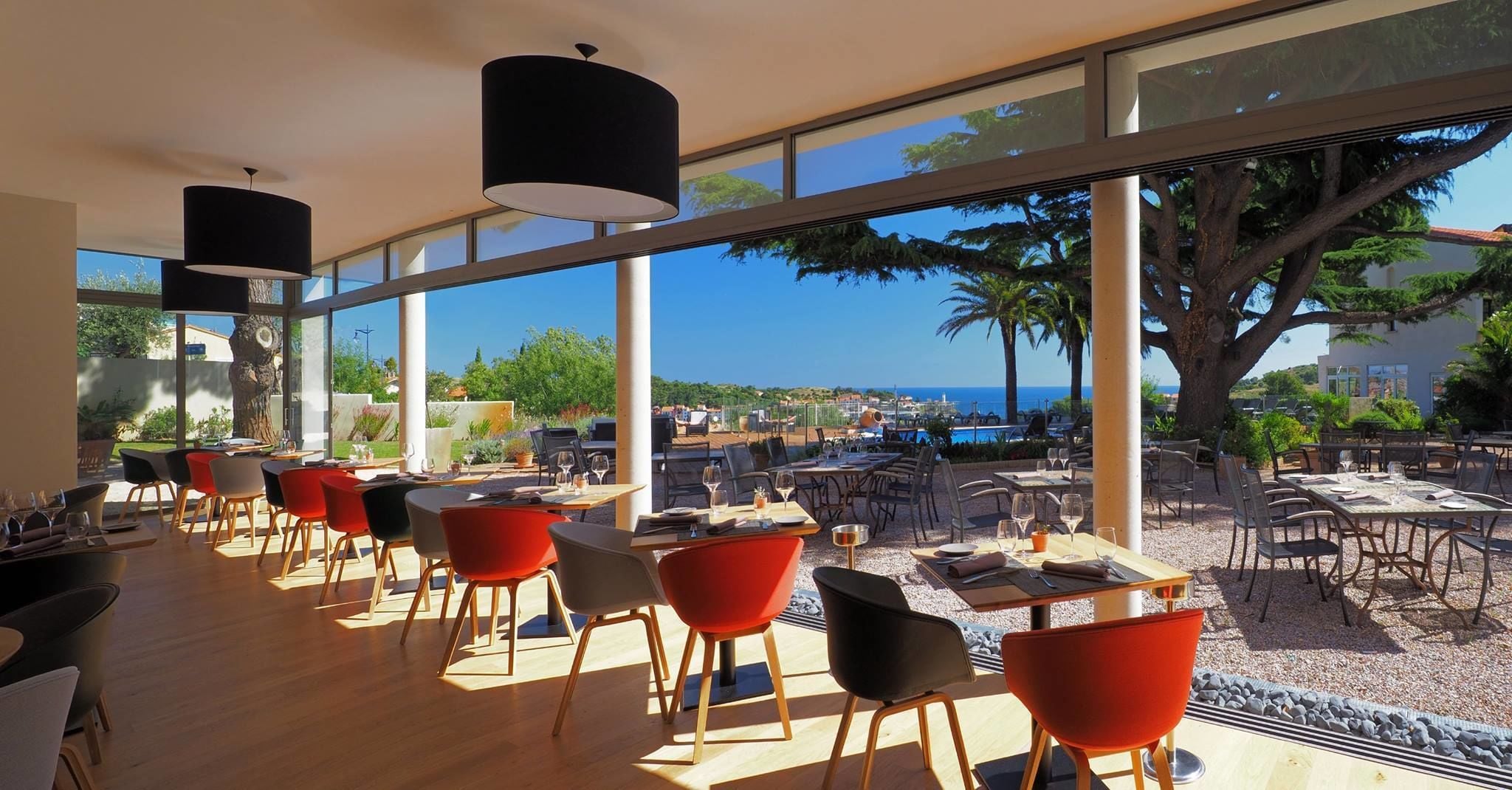 lunch, dinner served; mediterranean cuisine, garden views