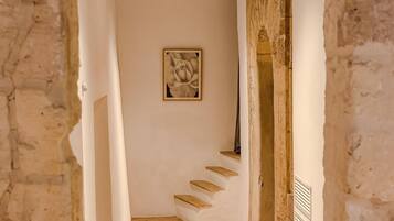 Desayuno continental diario (EUR 15 por persona)