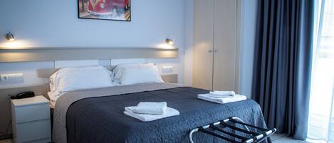 Familie appartement, keuken | 1 slaapkamer, een bureau, verduisterende gordijnen, geluiddichte muren