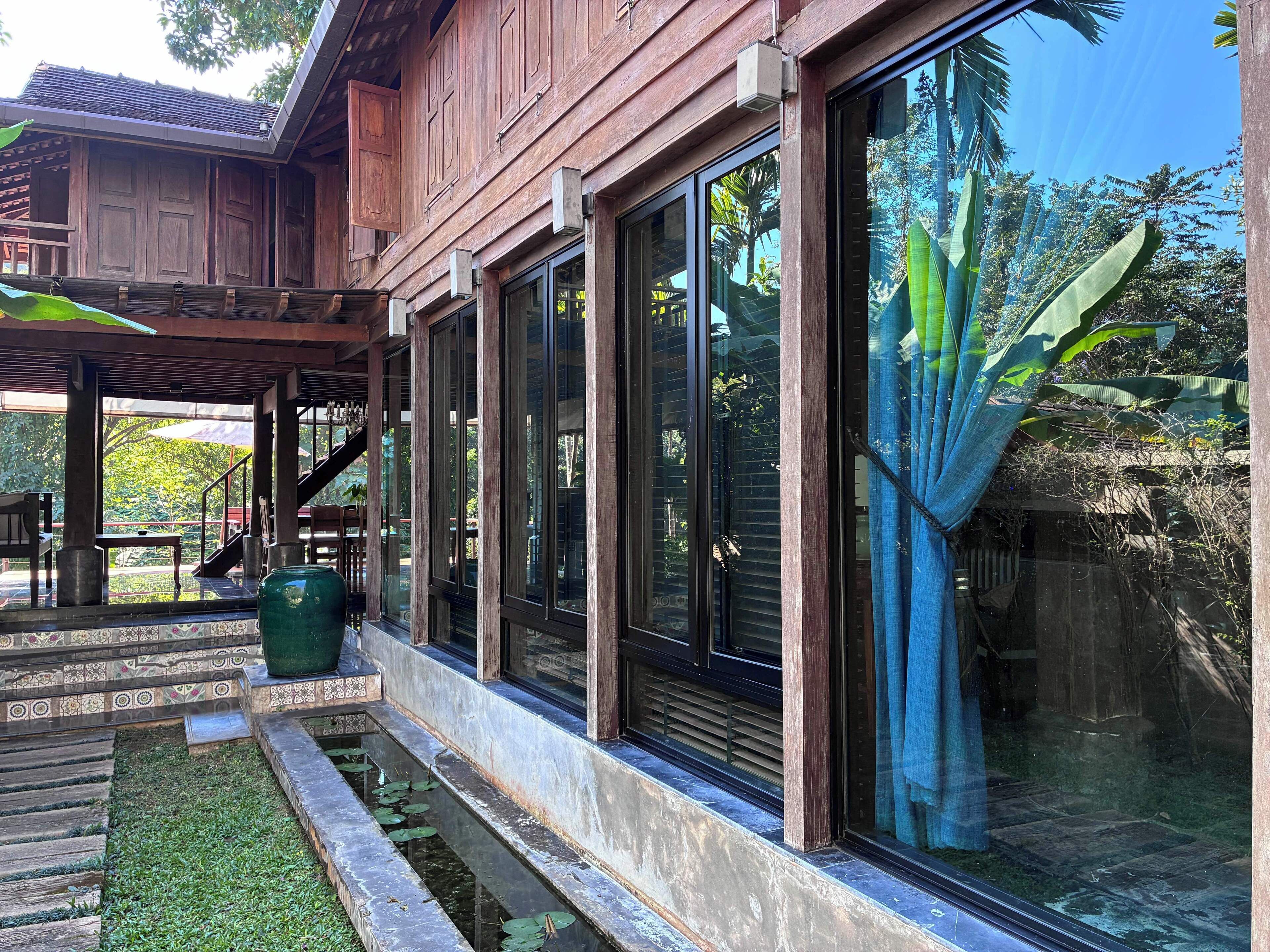 Roi-Chan Villa | Frigobar, individualmente mobiliados, escrivaninha, cortinas blackout