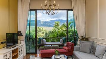 Suite, terrasse, vue montagne