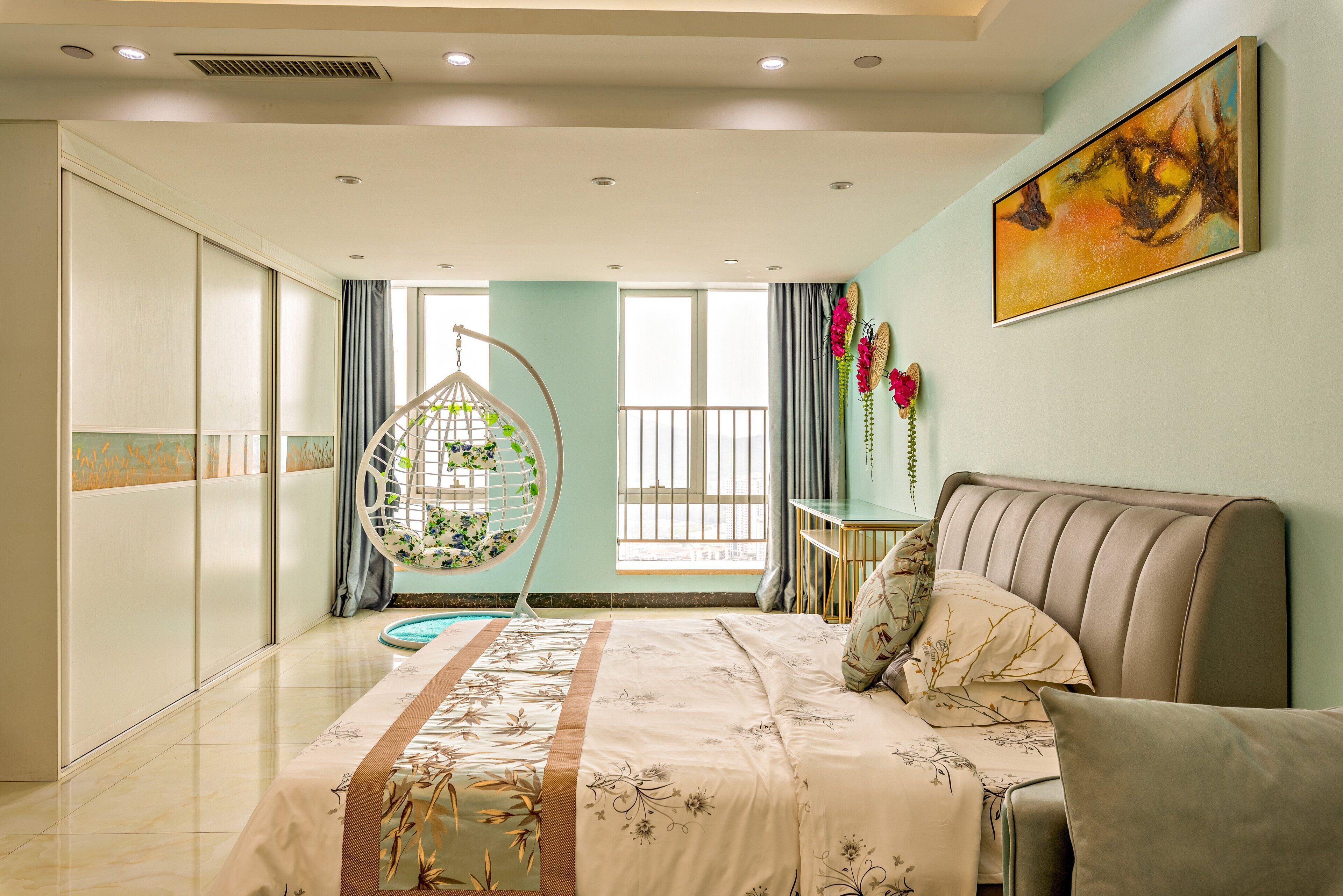 Premier Double Room | In-room safe, individually furnished, desk, laptop workspace